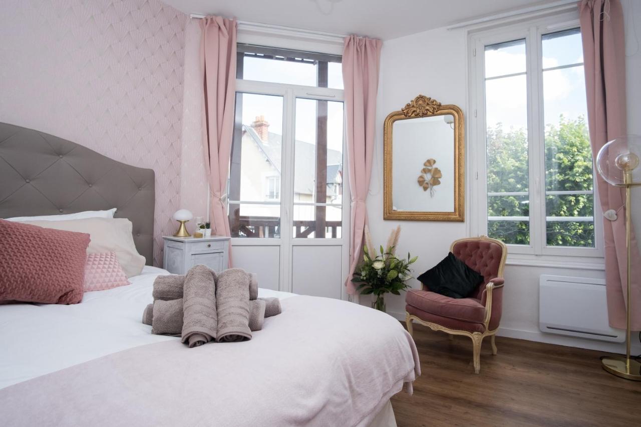 Cosy Chic Hyper-centre 4 Pers, 2 Bedrooms , 2 Sdb, Terrasse, Wifi Cabourg